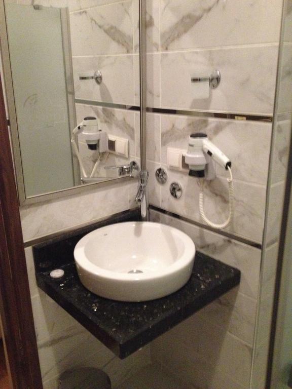 Celikpalas Hotel סאפראנבולו חדר תמונה